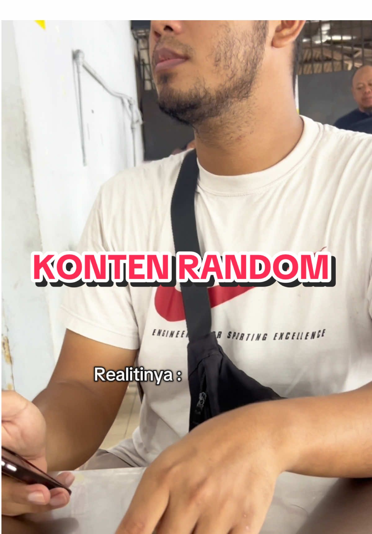 Dia pilih untuk amik ya guys😂#sekadarhiburan #konten #kontenhiburan 