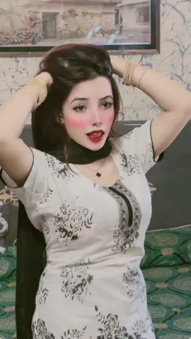 kamar patli ho jitni b🙈🤪🥵#foryoupage #trending #unfreezemyacount 