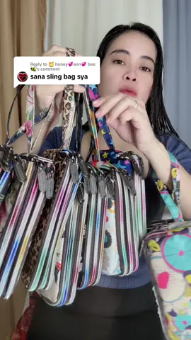 Replying to @🍯 honey💞ann💞 bee 🐝 long wallet. Waterproof. 3 zippers