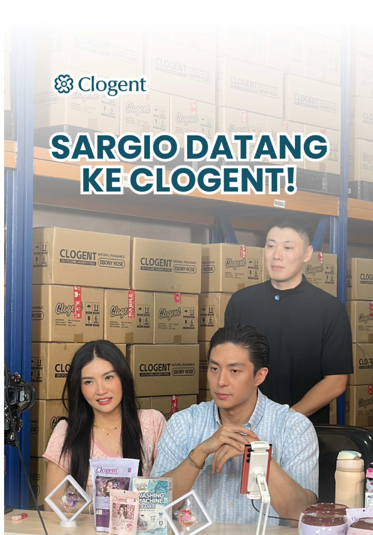 Terima kasih Bunda Sarwendah & Papio sudah berkunjung ke Warehouse Clogent 🤩 Sampai ketemu lagi di LIVE selanjutnya! See you soon guys 👋🏻 #sargio #sarwendah #gio #livesargio #sargioxclogent 