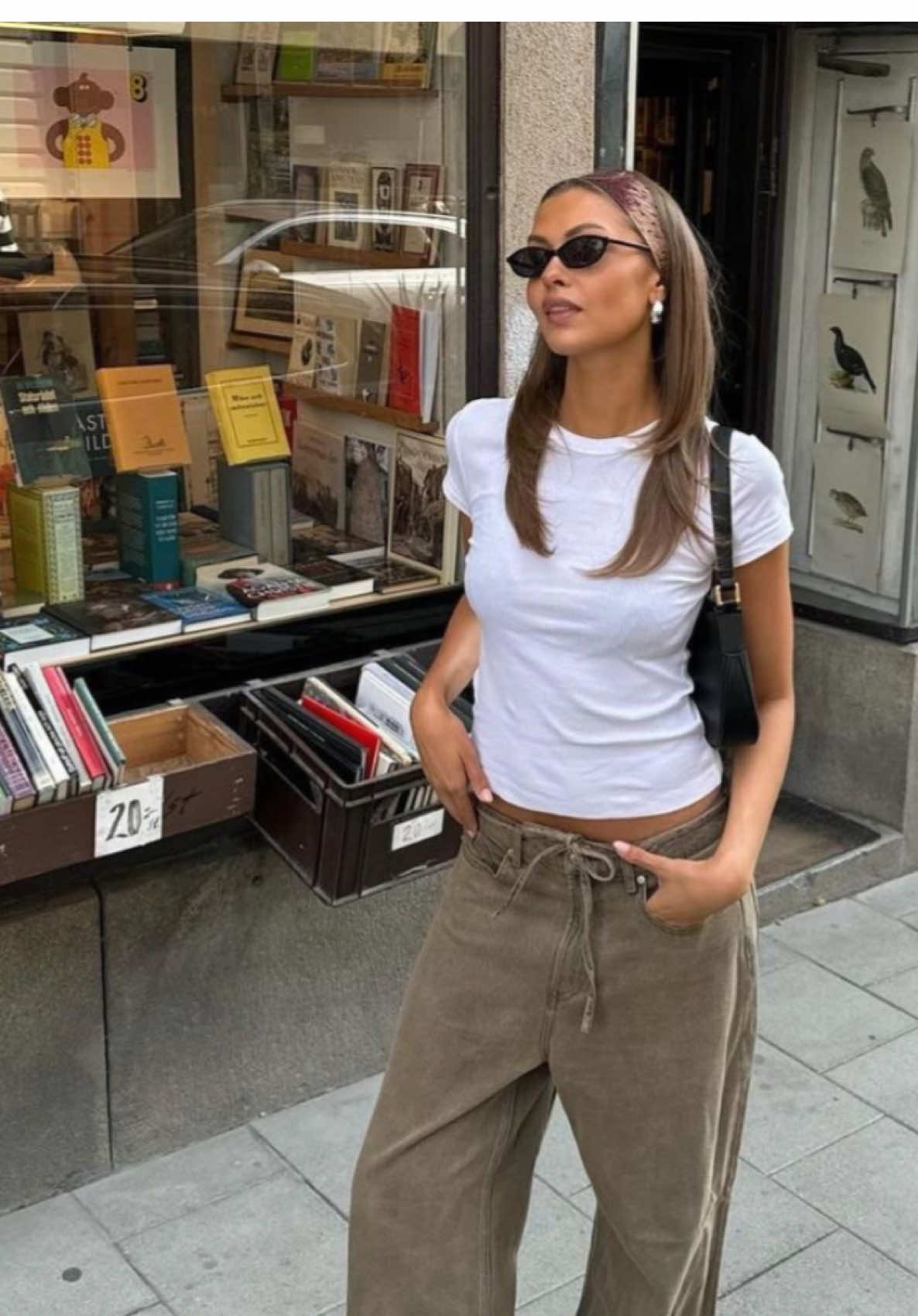 simple #vintagefashion #ootdinspo #fashiontrends #timeless #OOTD 