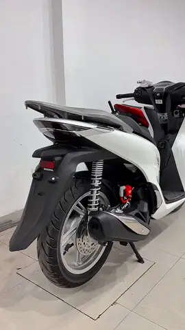 Một video 2 kiểu ước mơ. 2 kiểu racing boy 😊😊😊cơ mà lâu có biển quá ☺️☺️#xuhuongtiktokk #pkl #nhanvatchinh #sh160 #cbr650r 