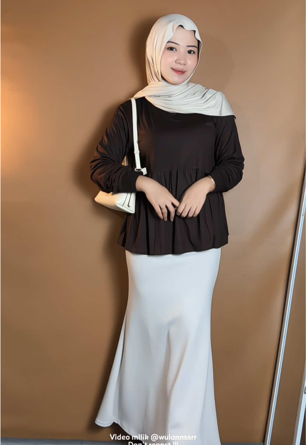 Suka banget 🤎 #blouse #blousewanita #blousewanita #ootdideas 