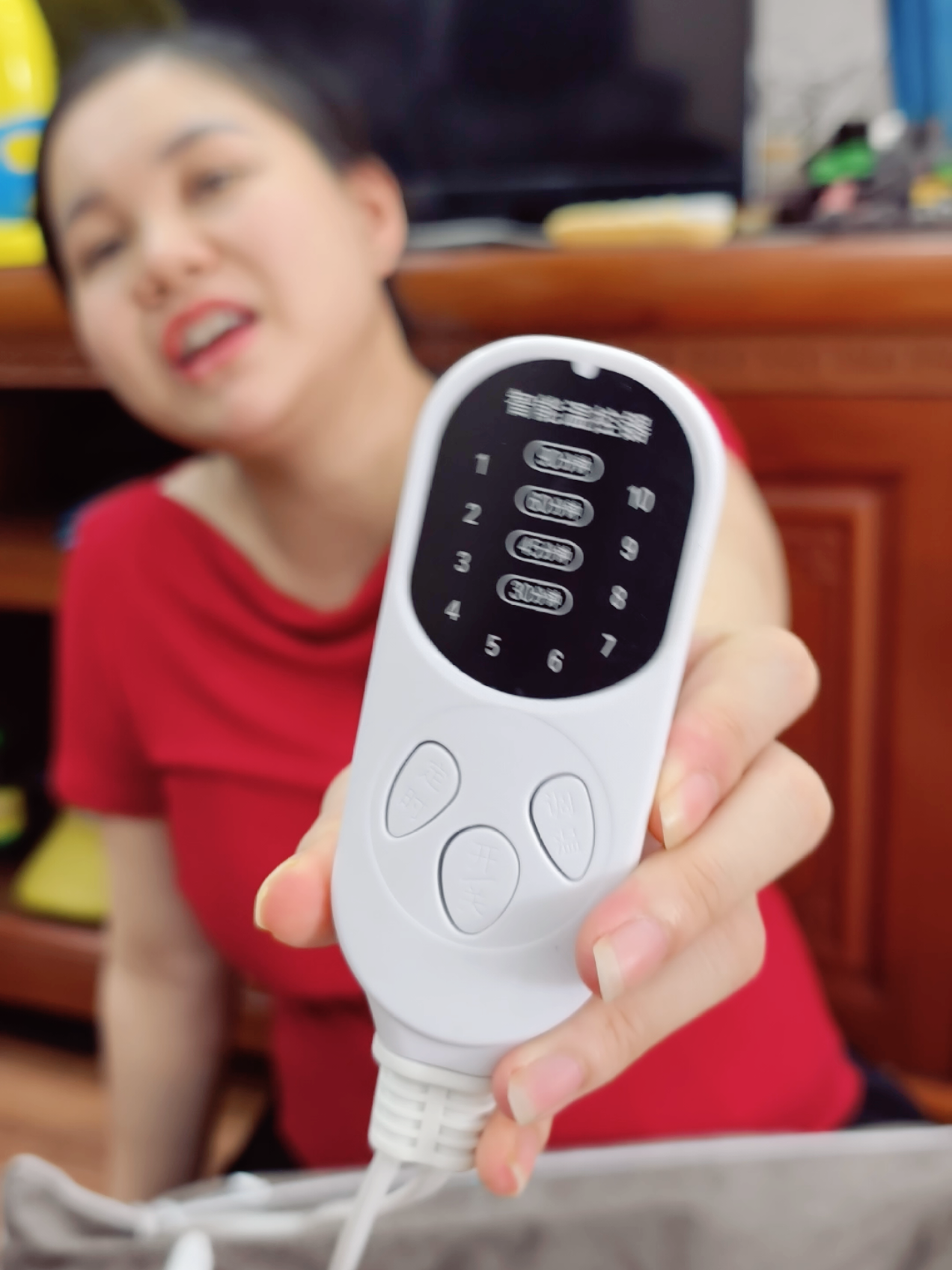 Thảm Ngải Cứu HKMT Đông Y Thảo dược ngải cứu #thamngaicuu #thamngaicuudongy #tiktokshop #chamsocsuckhoe #gocvanphongcuatien 