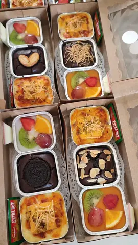 Snack Box #snackbox #snackboxsidoarjo #moochidessert 