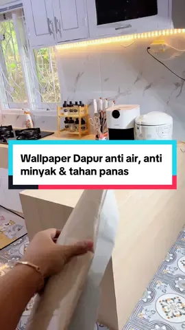 Makeover dapur versi lowbudget karena cuma 25rb aja/roll #wallpaper #wallpaperdapur #stickerdapur #wallpapersaesthetic #CapCut 