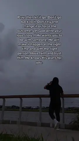 Let go and let God. #trustgod #pray #christian #christiantiktok #fyp 