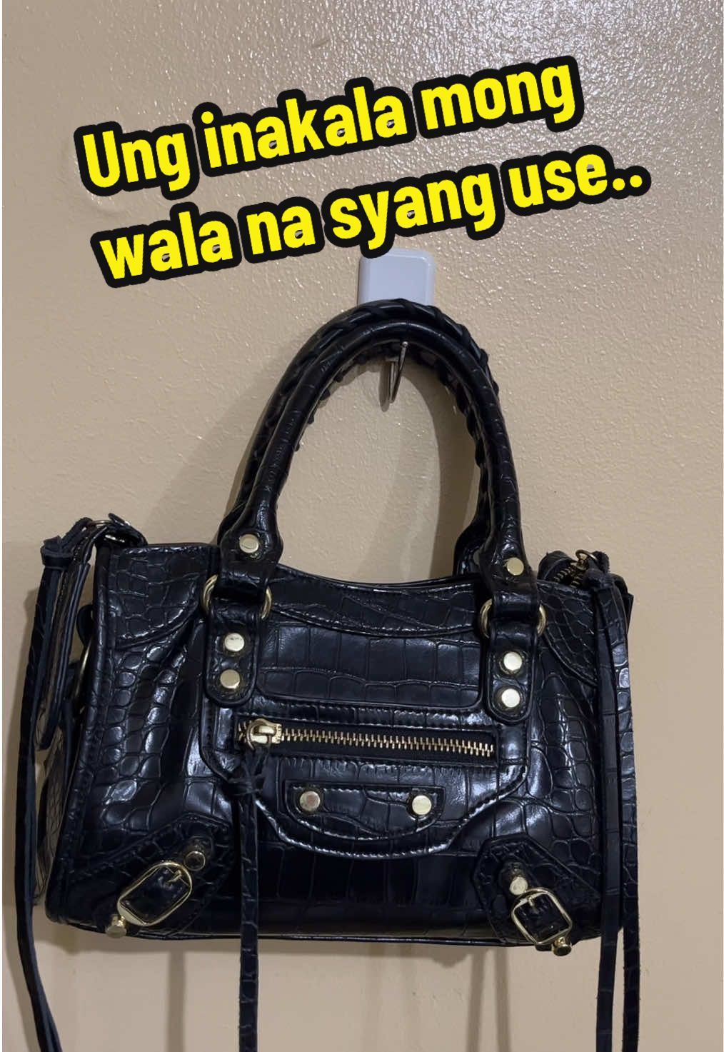 Double sided nano tape #nanotape #tapeforwall #doublesidedtape #strongtape #adhesivetape 