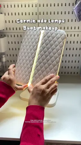 Cermin makeup ada lampu biar makeup cakep #cermin #cerminaesthetic #cerminled #cerminmua #cerminmata 