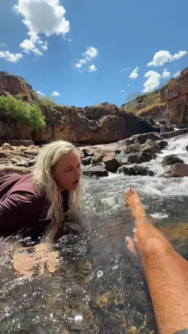 So the boys boat is in perfect condition, we’re just hanging out having a few beverages couple yarns. It is sooooo hot!! 🥵☀️ #waterfall #boat #travel #fyp 