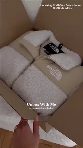 #unboxing North face fleece jacket 🧥🛍️  L.ink on Bio to purchase yours 🖇️#dh8finds #unboxing #fashionfinds #luxury 