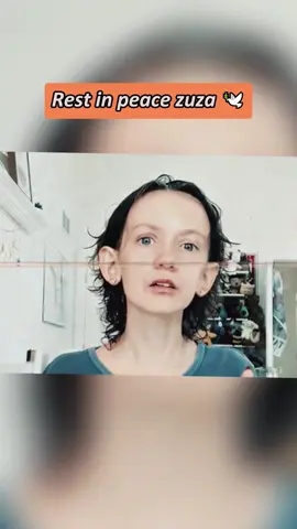 Glow houseer Zuza Beine, passed away from cancer at the age of 14.She documented her battle with cancer online. #zuza #ripzuza #nataliereynolds #fyp