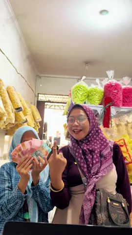 Jual emas gada potongan malah untung '? Hayo bsa dun mas muda untung  Caranya min 2 th kebelakang ya Emas muda di atas hrga surat siapa yg g tergiur ayo ganti baru Syam lila frozen Dn Aha frozen food  Wa 085945335955 #emas #fyppppppppppppppppppppppp #curug #sukabakti #pengikut 