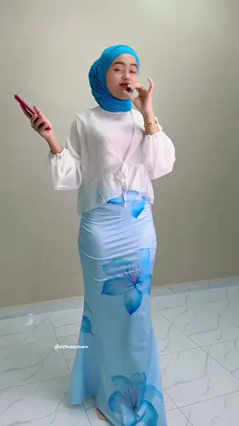 tolong ehh beli ! cntik dooh laa wee skirt ni 😩🩵#skirt #racuntiktok #bajumurahtiktok 