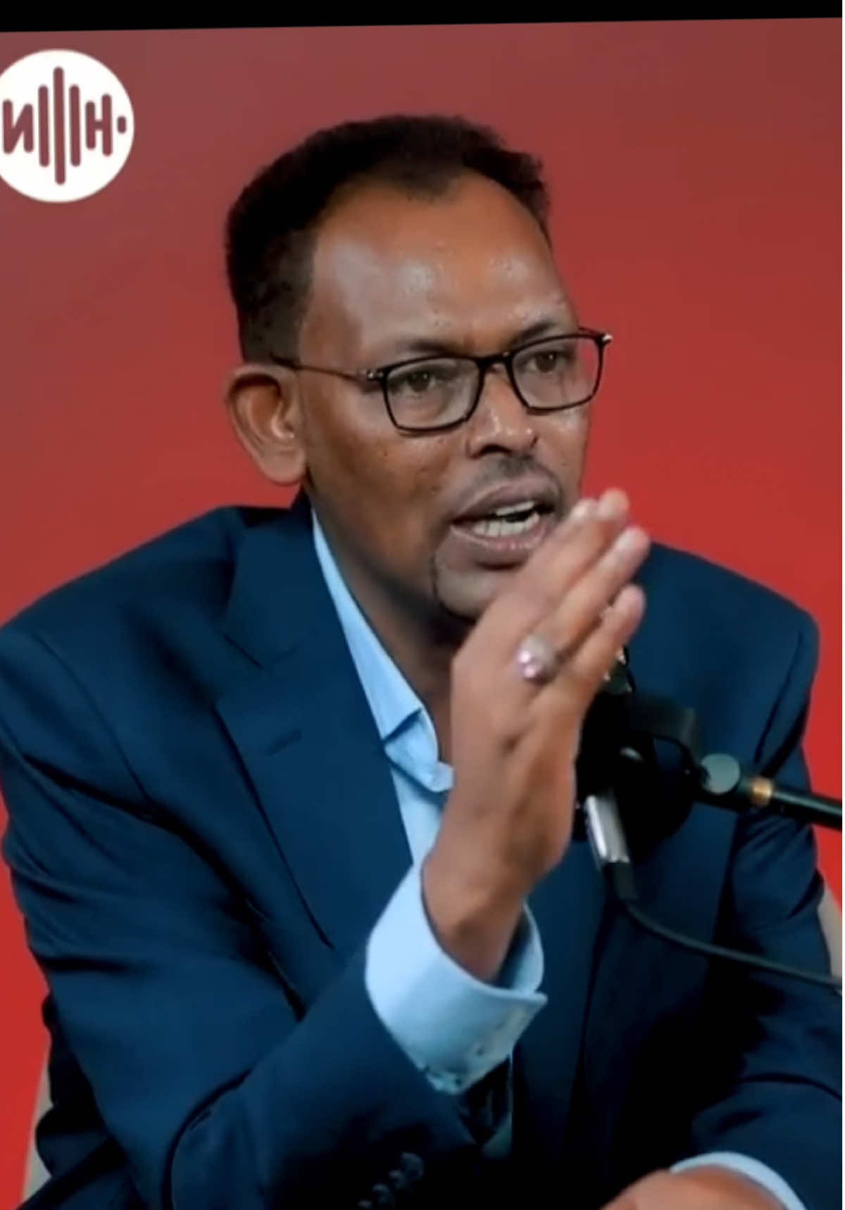 Haku waayin ruux goba eray uuna kaa gayin #abwaan #suugaan #somalimusic #somalilandtiktok💚🤍❤ #somalitiktok12 