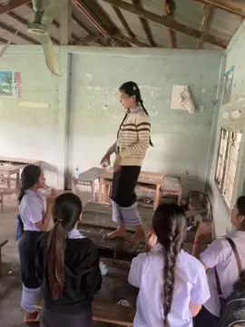 #4/2ຂວ້ນໃຈຫ້ອງການ#ຟິດໄຫ້ແນ່tiktok ໂຮງຮຽນ ມ.ສໂພນທອງ