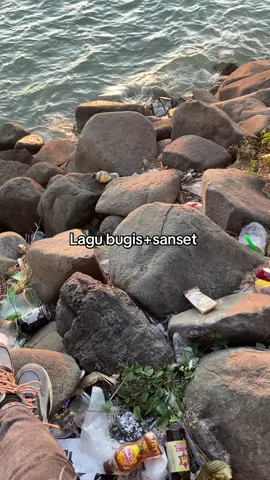 #sanset #lagubugis #pelabuhan 