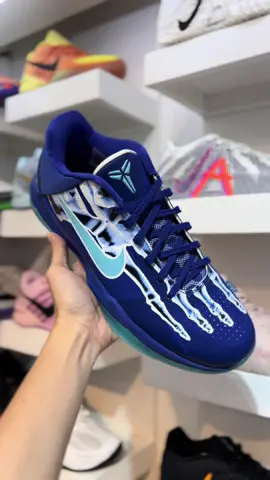 KOBE 5”X-TRAY”🥶#gsneakers #KOBE5 #Basketball #gsneakers 