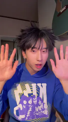 顔で踊るタイプ