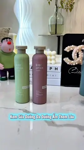 Tôi thực sự không dùng nước hoa, nhưng tôi chỉ thoa loại sữa dưỡng thể này lên cơ thể sau khi tắm, và giờ toàn bộ cơ thể tôi đều thơm tho và mịn màng!! #suaduongda #kemduongda #kemduongdacaocap #creatorsearchinsight #jizonguyen 
