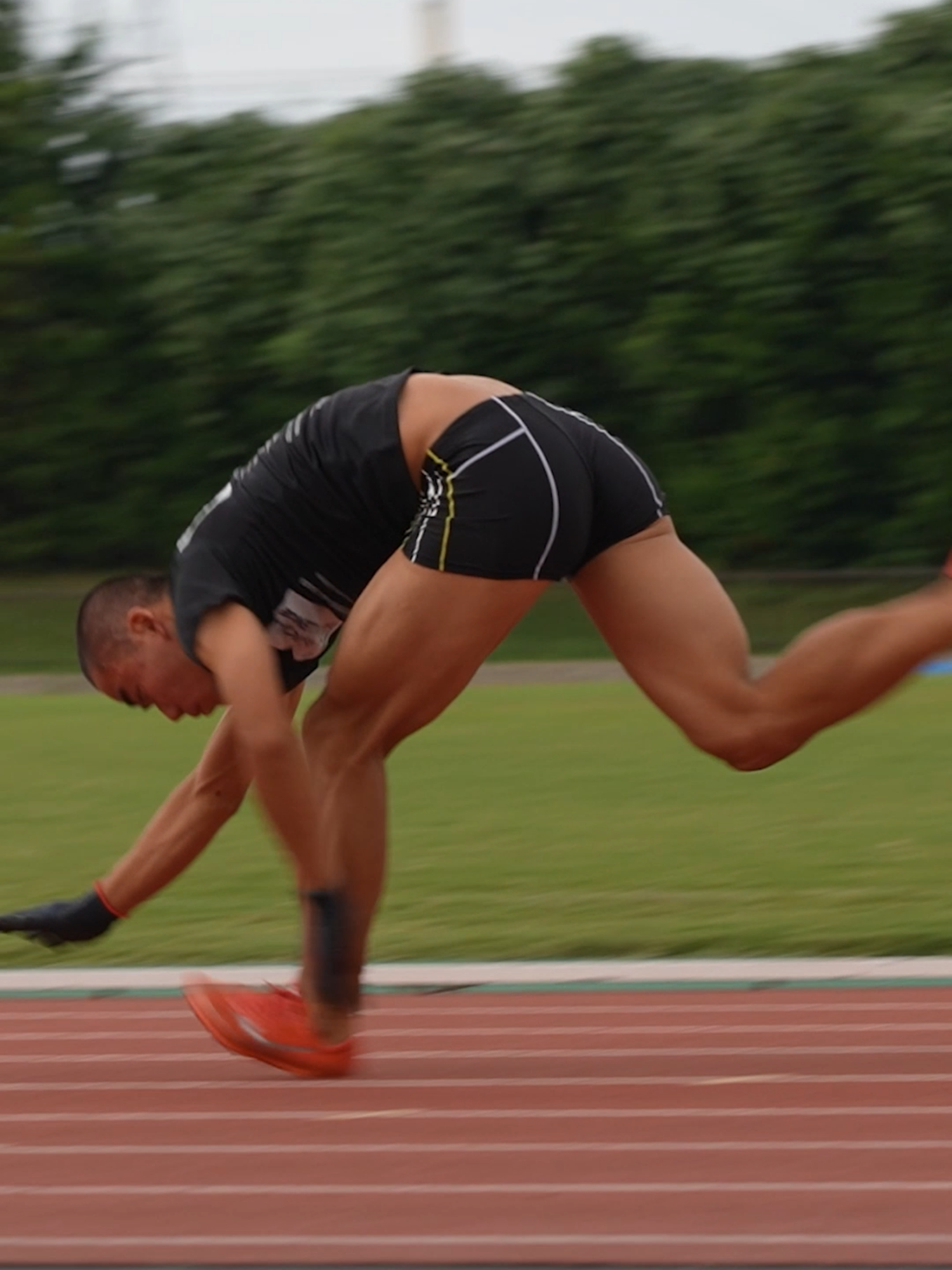 Fastest 100 m running on all fours ⏱️ 14.55 seconds by Ryusei Yonee 🇯🇵