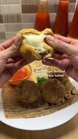 Bikin bakso goreng pake isian keju lumer✨ enak bgtt makannya di cocol sambal favorit! Yuk buruan recook! #IniKuncianIbu #Aslipedasnya #AhlinyaBuatCitarasa