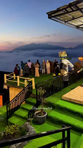 Selamat datang di negeri di atas awan 📍 Villa pintu langit #fypシ゚ #villapintulangit #dieng #wonosobo #promoseruweekend 
