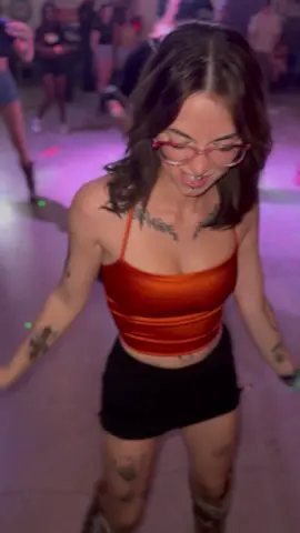 You asked for more Kenzie… here she is. We don’t disappoint. Join us every Sunday and Tuesday at Bullshooters in Phoenix. #linedanceaz #linedancing 