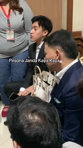 Memongg Slayyyy!!! Datengg ke sidang cerai pake himalayan birkin seharga 3M😭 #tasyafarasya  