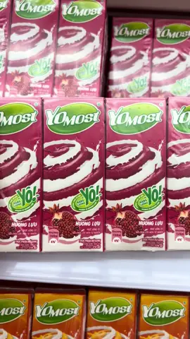 Sữa Yomost hương lựu thơm ngon #sua #suayomost #uongcungtiktok #xuhuong #viral 