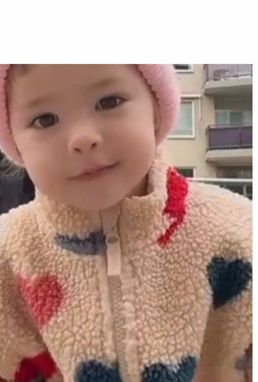 #KamariSkyWassink  #Kamari  #JenniferCoppen  #Mayi 