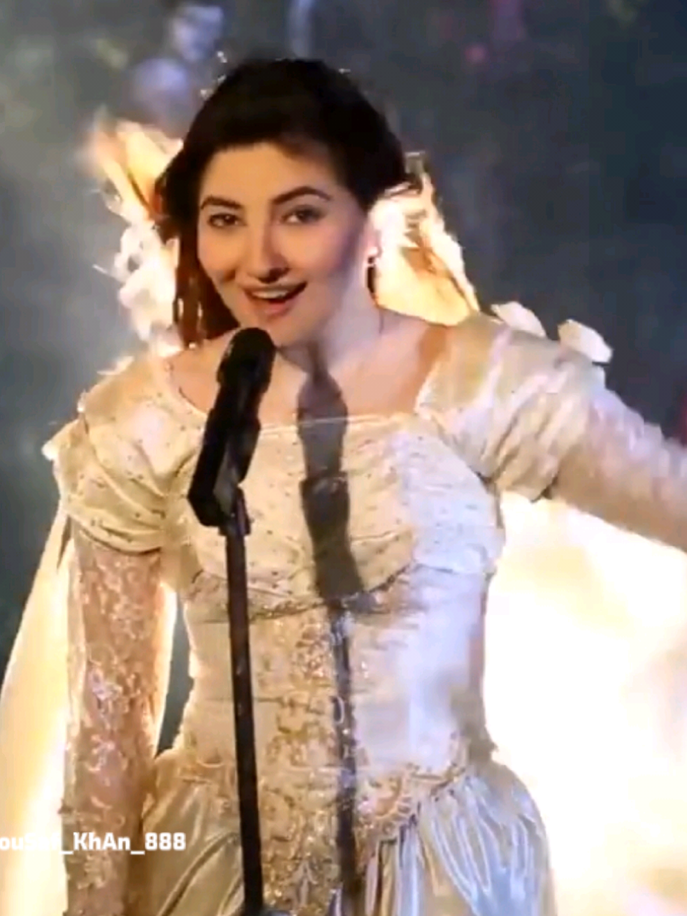 Slowed🌹 Gul Panra☘️Song😭💔 Meena ki jara da Meena ki saza da #GulPanra #pashtosong #pashtotapey #pashtoghazal #🌹gp☘️fan💞club✌️ ghazal Tapey song part_8 meena na kawom meena kho tash gham da  meena bewafa da 