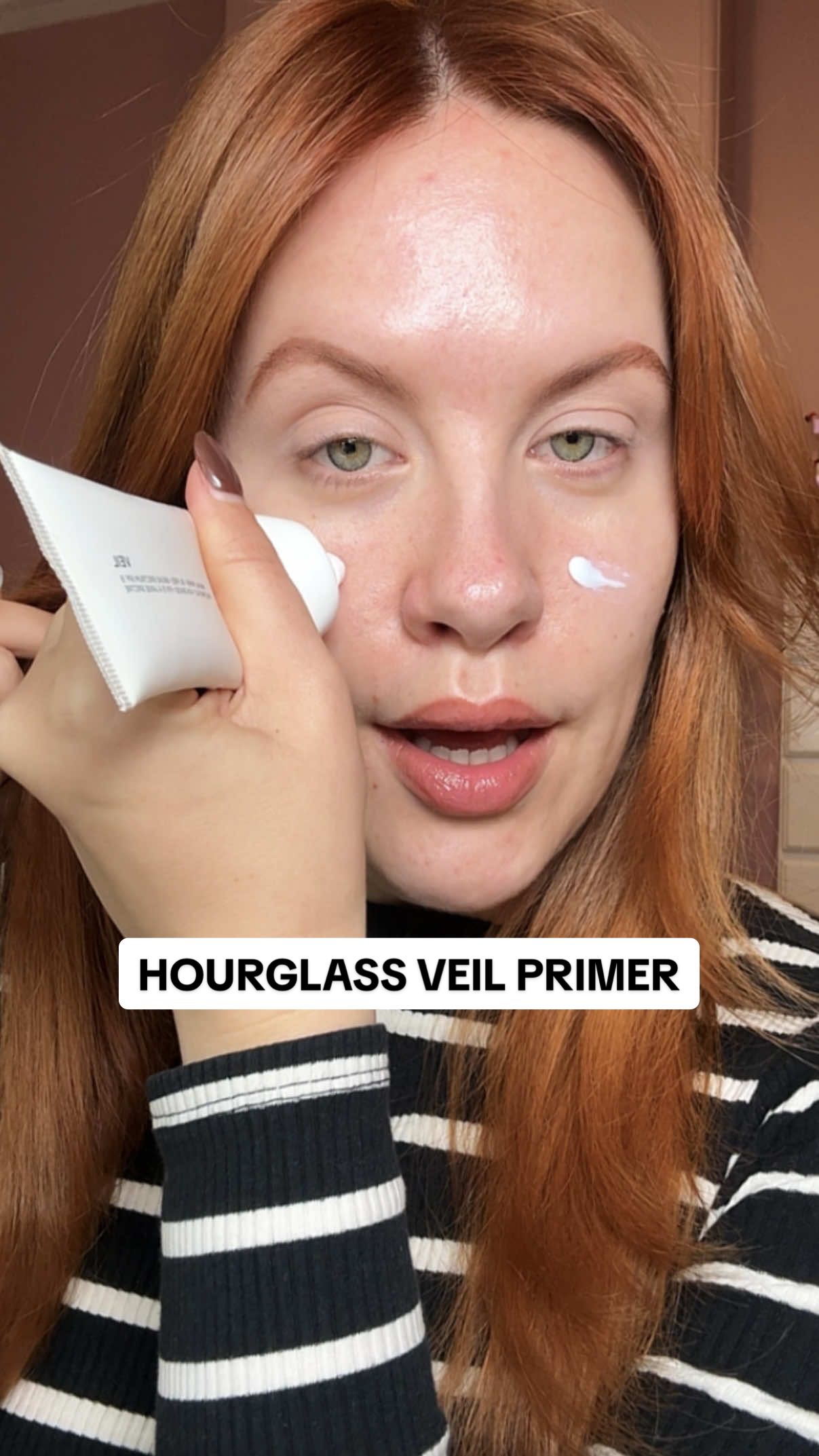 Hourglass leaving mecca is actually a big deal to me if you didn’t realise that already 😅 end of an era  #hourglassveilprimer #bestprimer #oilyskin #meccabeauty #longlastingmakeup 