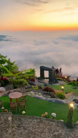 #PESONA LAUTAN AWAN DI TAMAN LANGIT TGL 24 SEPTEMBER 2025#KEJAJAR ,WONOSOBO,DIENG#TRAVELING ,PARIWISATA INDONESIA#RESTU_NAJIH #SEHAT SELALU KAWAN KAWAN TIKTOK@Yanz 