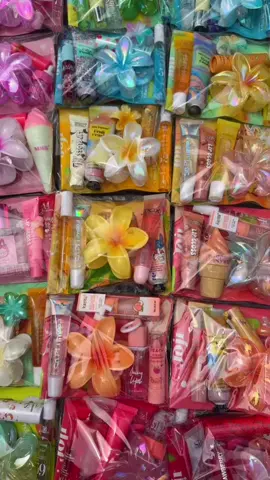 New combo model available✨#bundles#lipgloss#fragipaneclip#colorful#mru