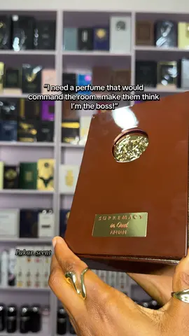 Especially when you’re really the BOSS!!…Supremacy in oud is not your regular!!!😍🔥 . . PRICE:80,000✅ . . #arabperfume #perfumelover #perfumevendorinlagos #perfumevendorinbenincity 