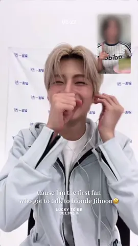 I love blonde JIHOON soooo much😍😍😍 - #tws #jihoon #kpop #idol #fansign 