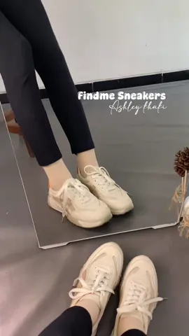Nyamannn dan ringannn bangettt😍😍🫰🏻#sepatuwanita #sneakerskekinian #sepatusneakers #fyppppppppppppppppppppppp 