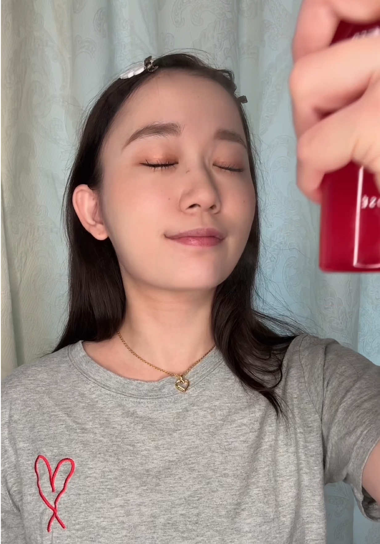 I filmed this a month ago but hesitated to post it 😂but let’s see what everyone thinks 🙂‍↕️ makeup tutorials with Japanese accent 💄 #japanesegirl #makeuptutorial #japanese #makeup #japan 