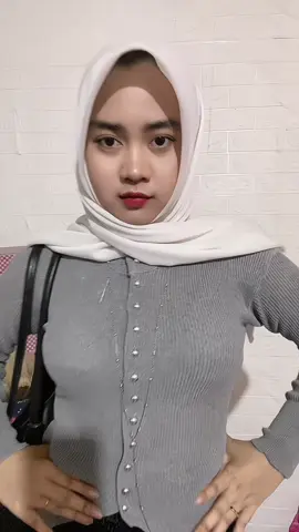 Please kalian pura-pura minta spill gtu kek🙏😭