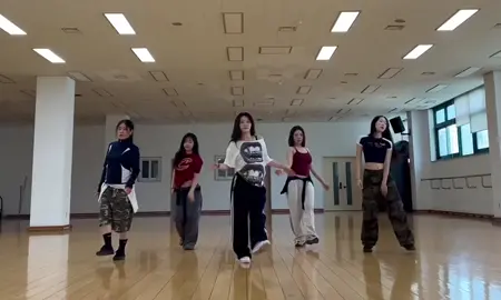 #douyin抖音 #fypシ゚ #viralvideo #reels有毒 #ulz_dance0 