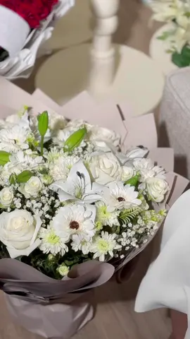 لتوثيق لحظاتكـم السعيدة 🤍 #تصويري #مصورة_جوال #fyp #مكة #explore 