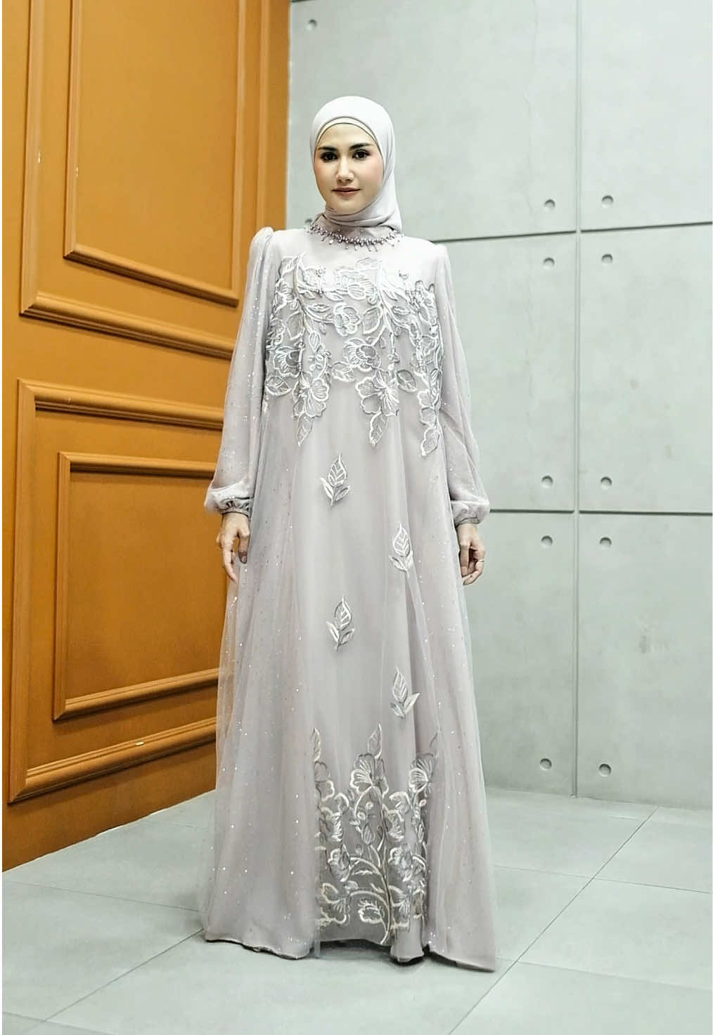 Soft ceruty meets delicate tulle for a graceful and elegant look 🥰✨ #aisyalinastore #gamisstylish #gamiskekinian #gamiscantik #gamistile 