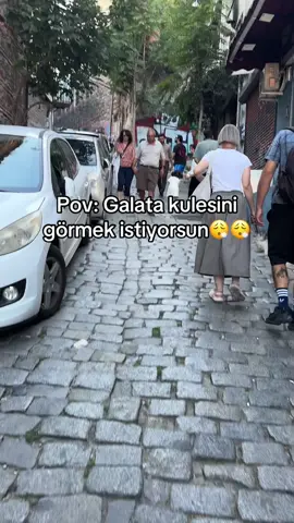 Yokuşta su satan vardı😄 Yokuşun ciddiyetini belirler bu😂 #türkiye🇹🇷 #istanbul #fürdichpage #keşfetteyizzz #keşfett 