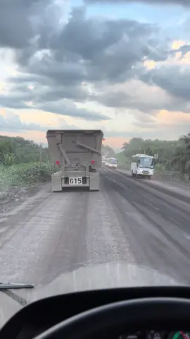 Menjelang akhir shiff paman” tayo😁#storytime #tambangbatubara #foryoupage #storytambang #fyp 