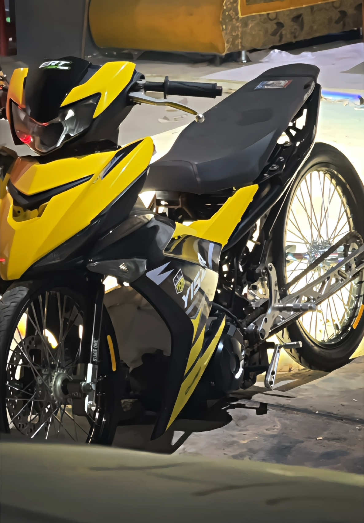 Yellow🫶 #mxjoyo #400ccharian 