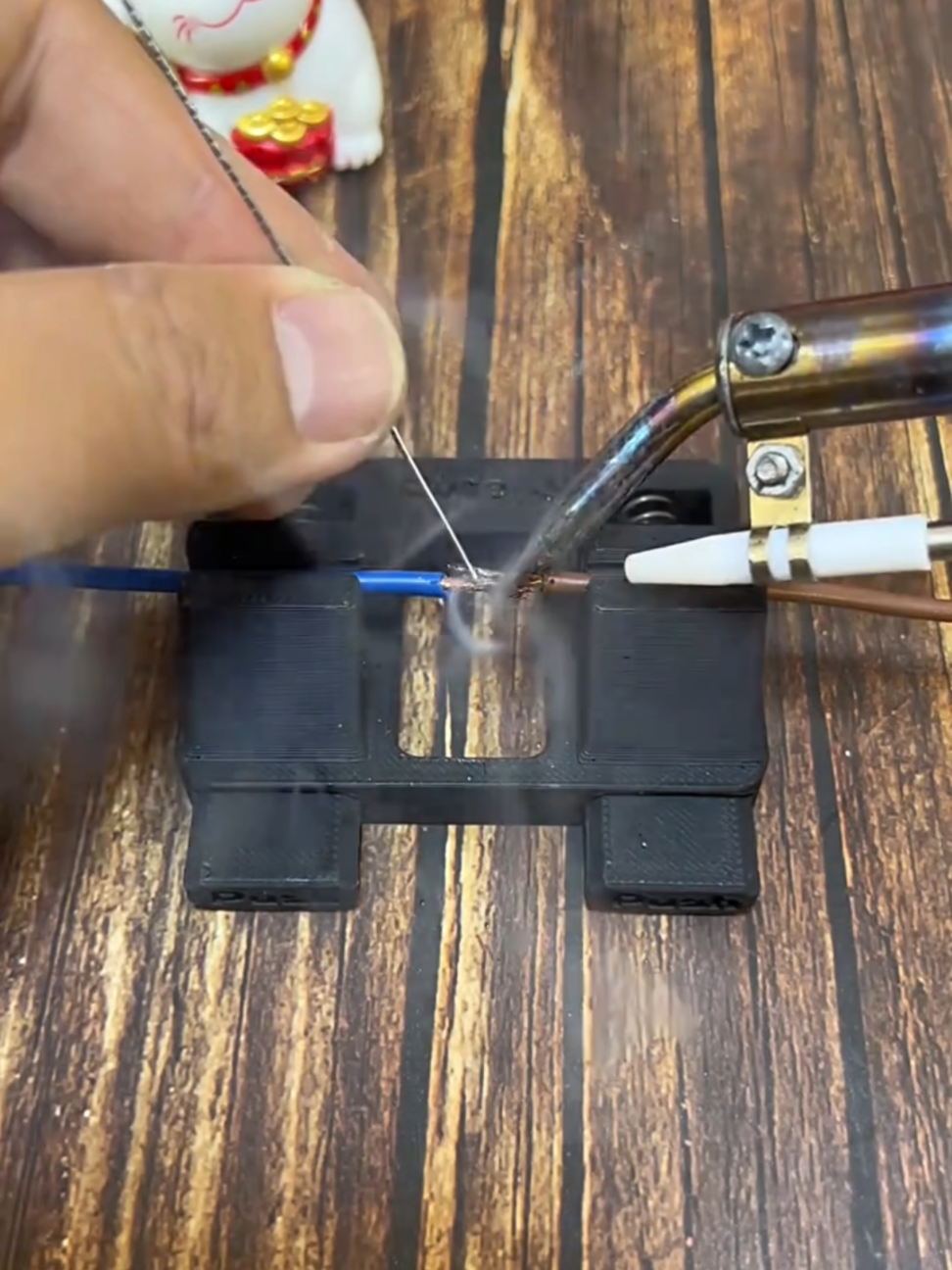 Giá bàn kẹp dây điện  #noidaydien #kepdaydien #handaydien #donghe 