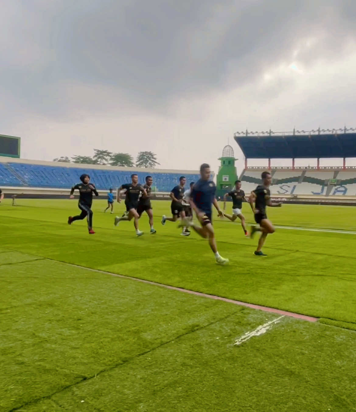 Toloooongggg,,,, #binlat #binlatpolri #binlatpoldajabar #polrestabandung 