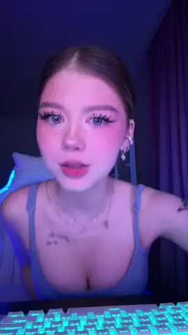 твитч anton_nastya (стрим на 10к фоловеров)🔥❤️ 