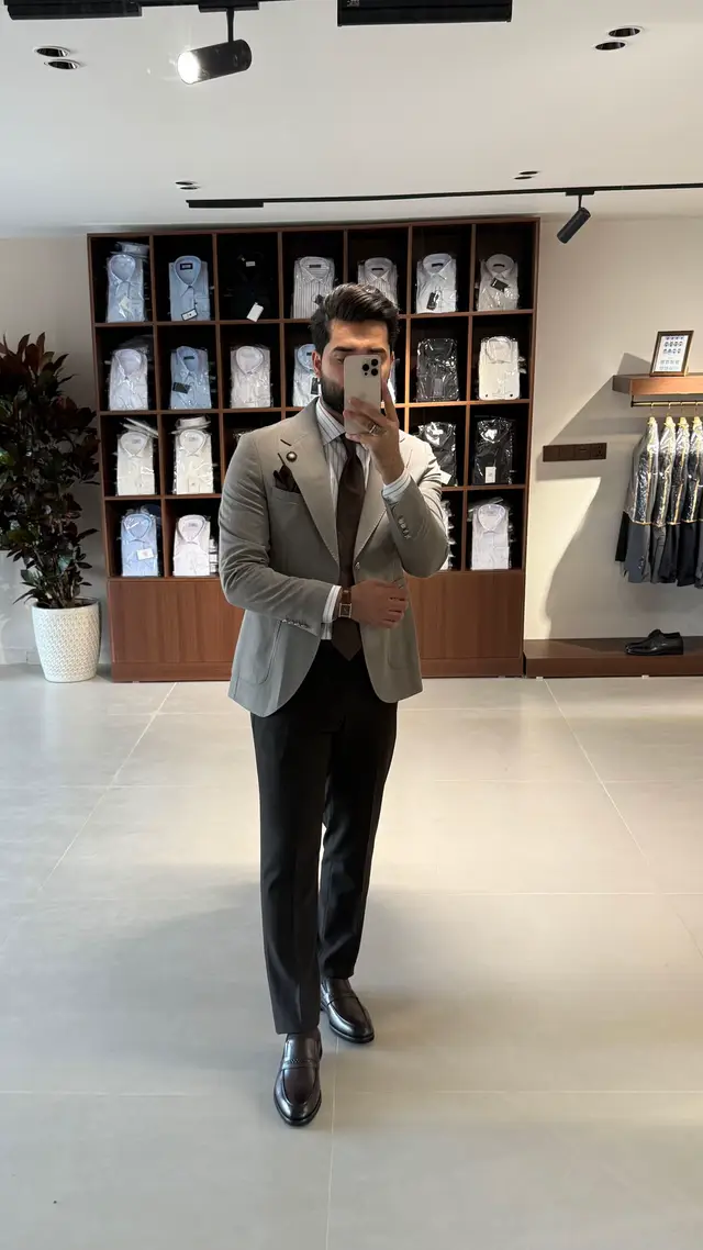 ⁨	⁨	جديد وحصري من ازياء 96 Fashoin 🇮🇹 - جاكيت مميزه بتصميم حصري من وكالة 96 🪡 القياست :46 -48 -50 -52 -54 -56  للحجز والاستفسار مراسلتة الصفحة او الاتصال🚚 ‏‭07800200843‬ 📞⁩⁩